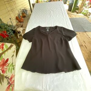 6-2026–S.L. Fashions Black V-Neck Short Sleeve Top size 16W BLACK